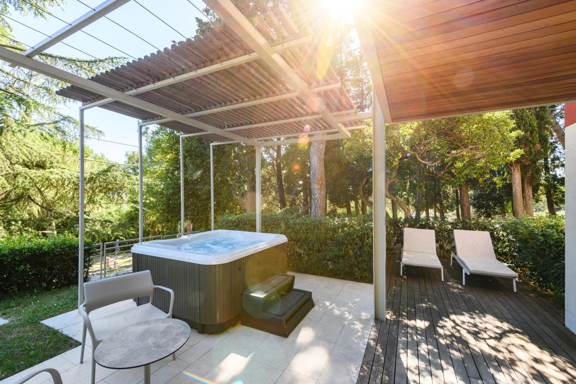 סטרוניאן Hotel Laguna Deluxe - Terme Krka מראה חיצוני תמונה